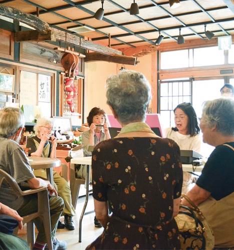 音色や歌を楽しんだ