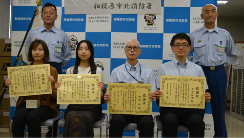 （前列左から反時計回りに）渡貫さん、鎌田さん、前田さん、吉永さん、武田昌宏査察指導課長、鈴木署長
