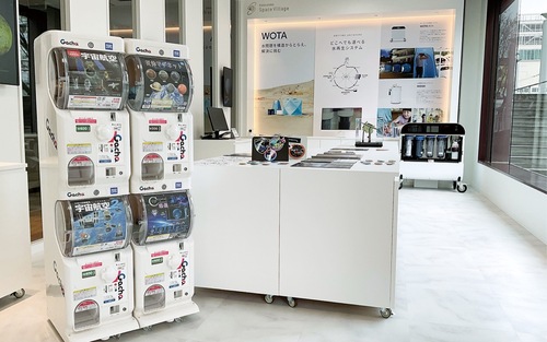 自由に見学ができるギャラリースペース。展示は３カ月程度で入れ替わる予定になっている