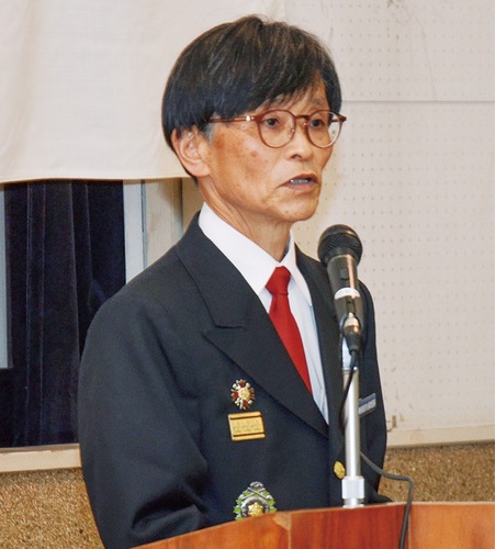 今後の活動の抱負を話す山口団長