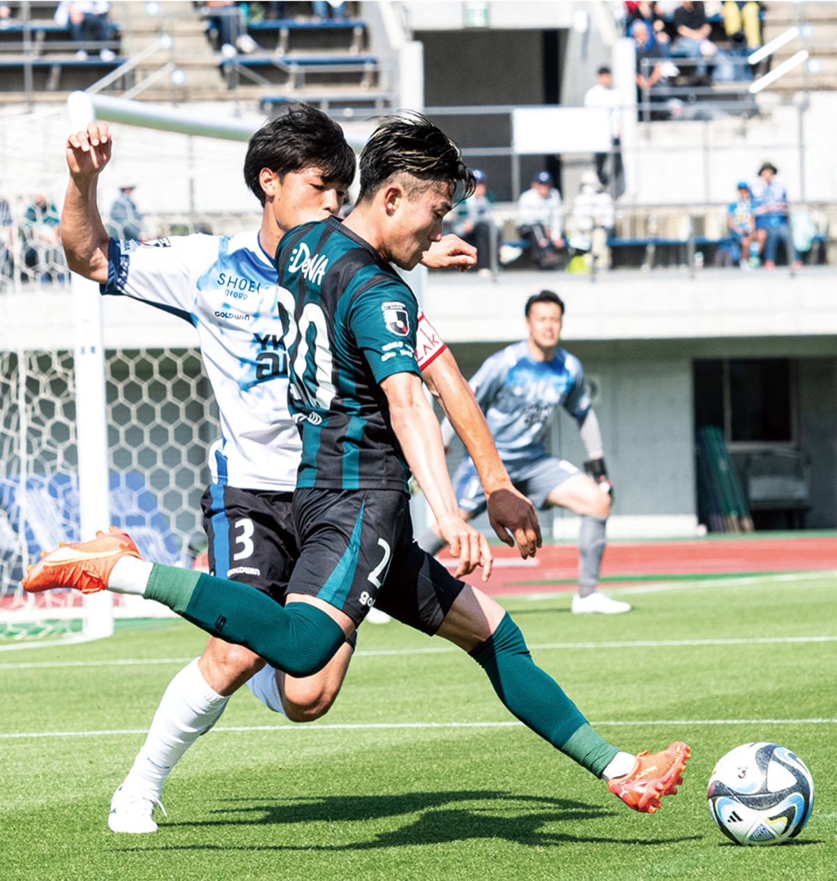 富山戦でアシストのＭＦ若林＝SC相模原提供