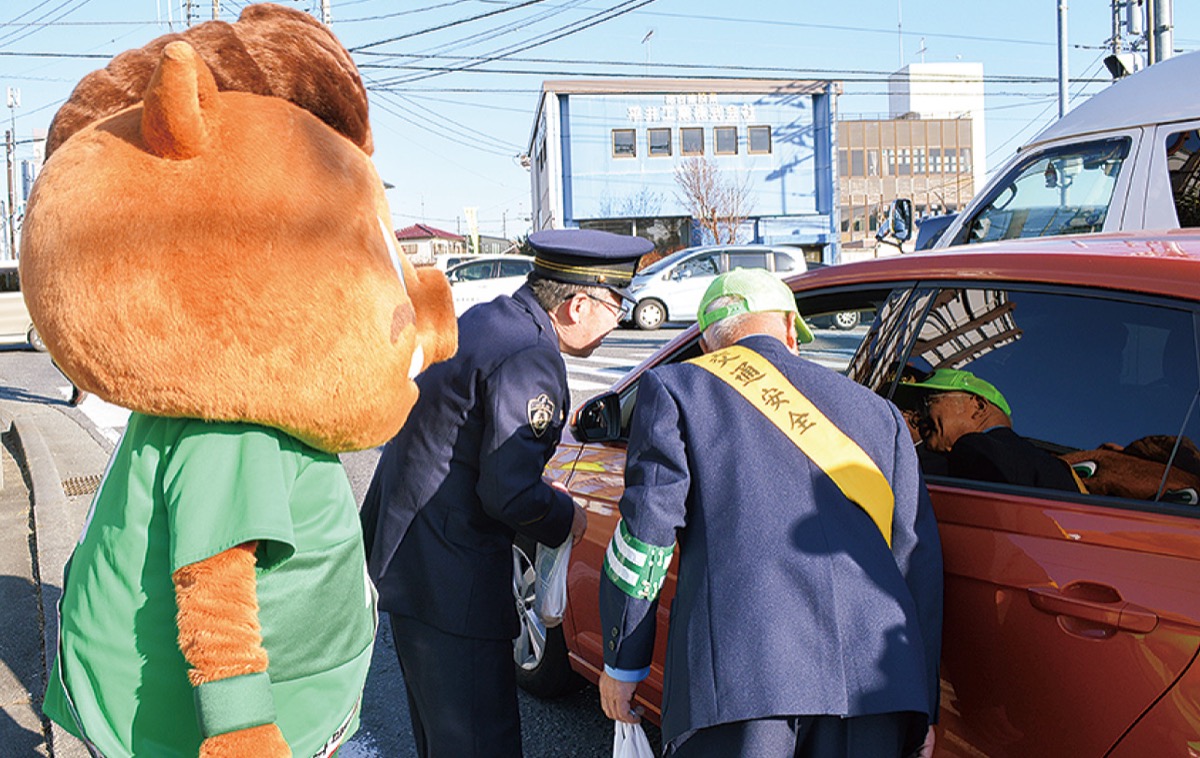 運転はユズり合い