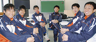 来年を見据え、３年の田子祐輝・新キャプテン（右から３人目）の下、新体制のチームでの強化は既に始まっている