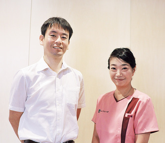 「地域の子育て世代を支えます」と稲垣院長（写真左）と山縣さなえ主任看護師
