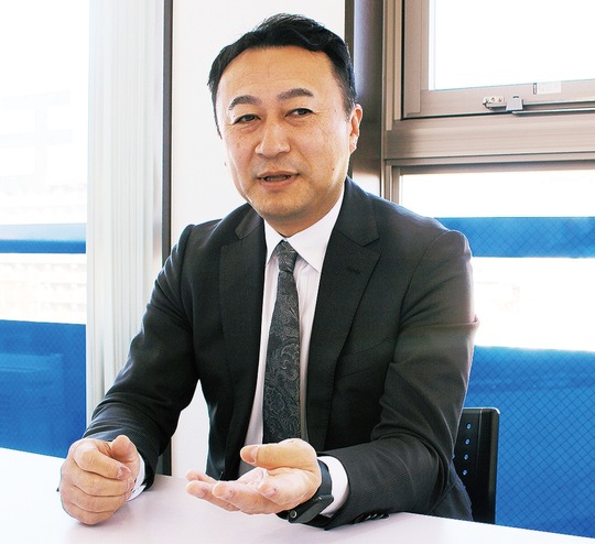 業界の現状を語る高橋さん