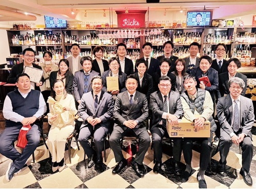 原町田の飲食店で交流を深めた不動産業関係者ら