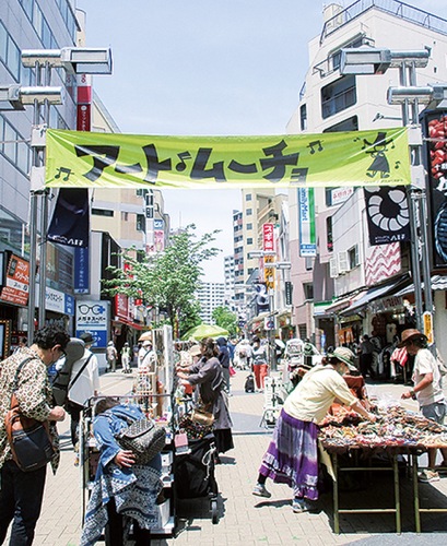 賑わう会場（写真は過去）