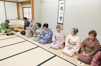 茶会の様子
