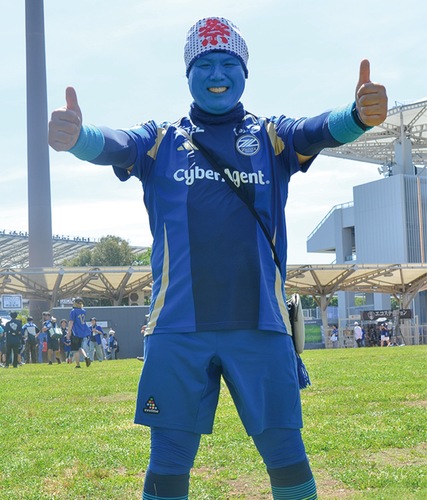 子どもたちにも大人気のブルーマンさん