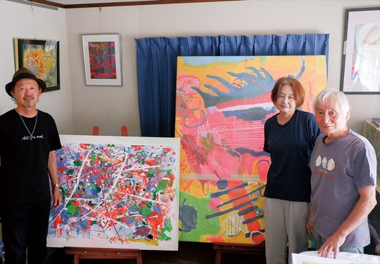 イベントに携わる左から齊藤さん、近藤さん、岡さん