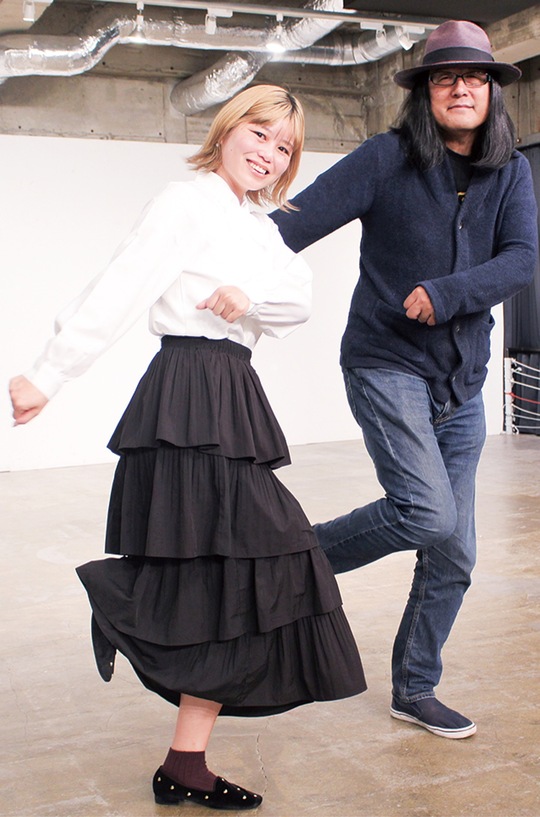 共に走り続けてきた石田さん（右）ともえかさん