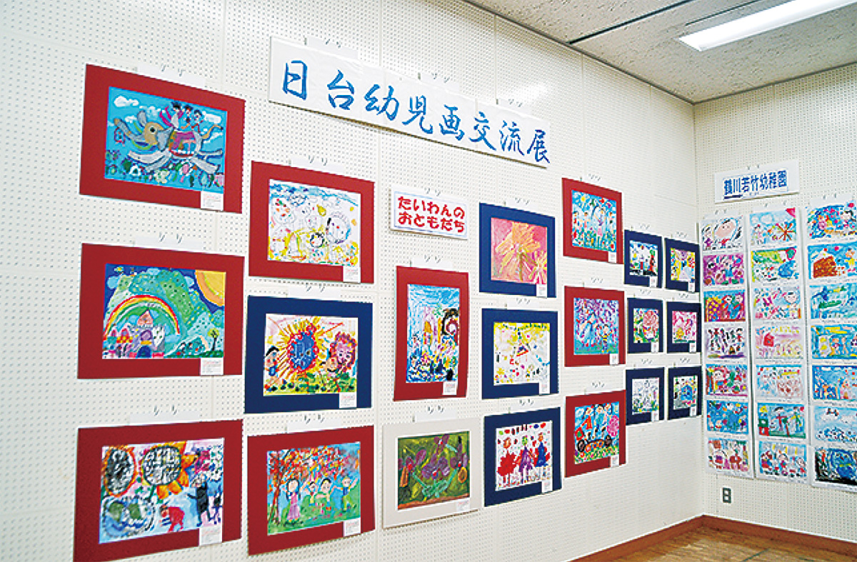 どこに いってみたい」 東京町田RCの「幼児画展」盛況 | 町田 