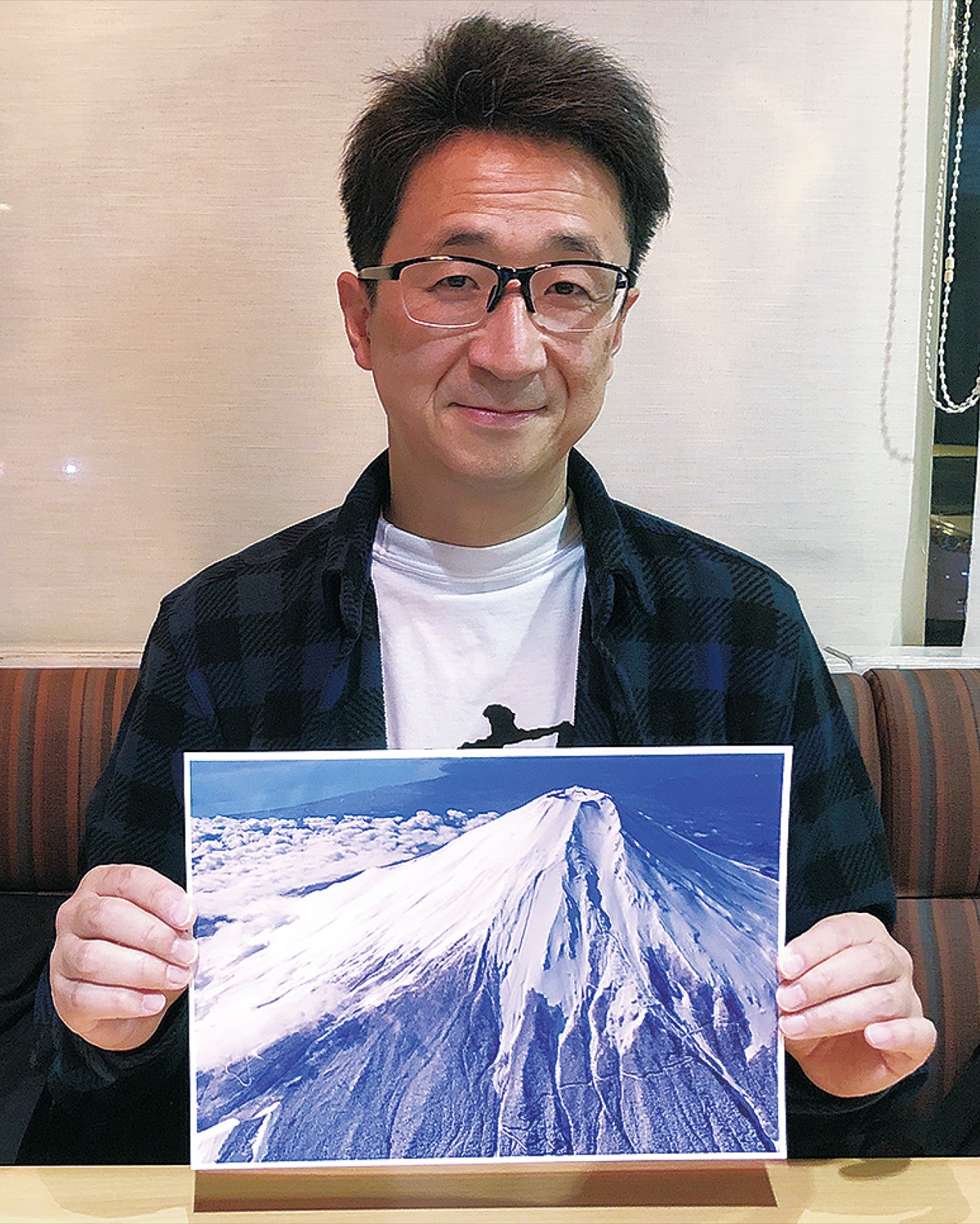 写真家山本さん 富士山撮って20年 奇跡の一瞬を残す | 町田 | タウン