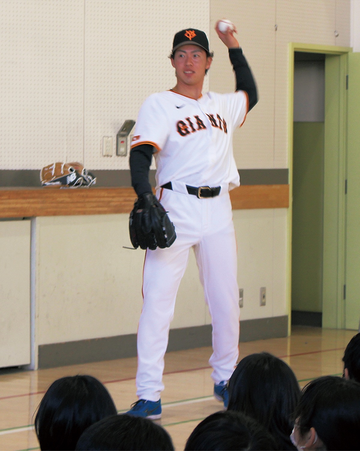 ｢挫折に負けなかった｣経験など披露