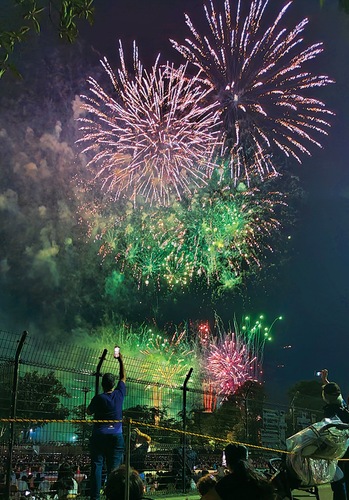 昨年の花火大会の様子