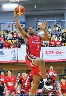 三重に２連勝、リーグ２位