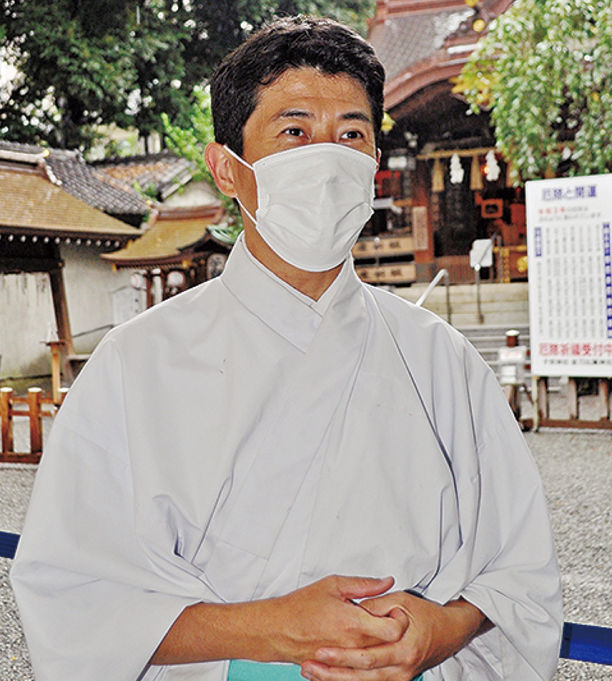 子安神社の八馬さん