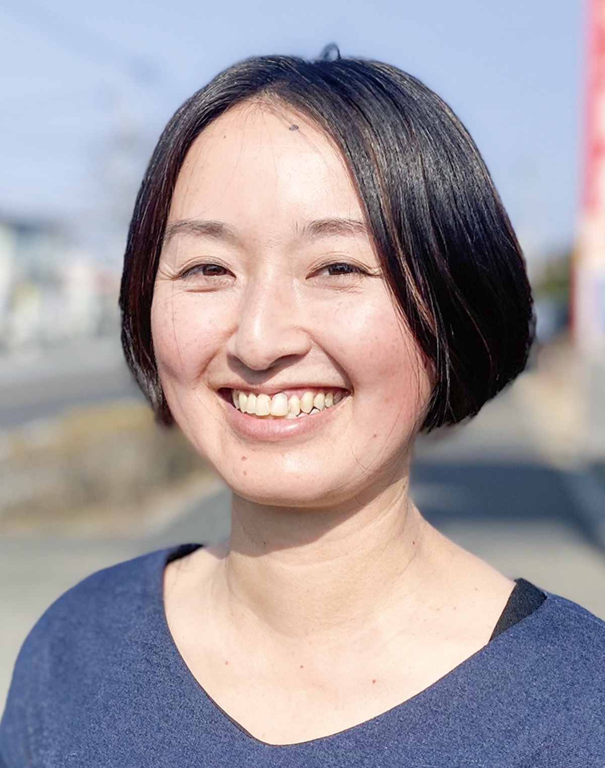 【中古】 八王子発夕焼け通信/揺籃社/大賀美智子 かつてCDデビューしたドラマー、シンガーソングライターで現在はNPOの