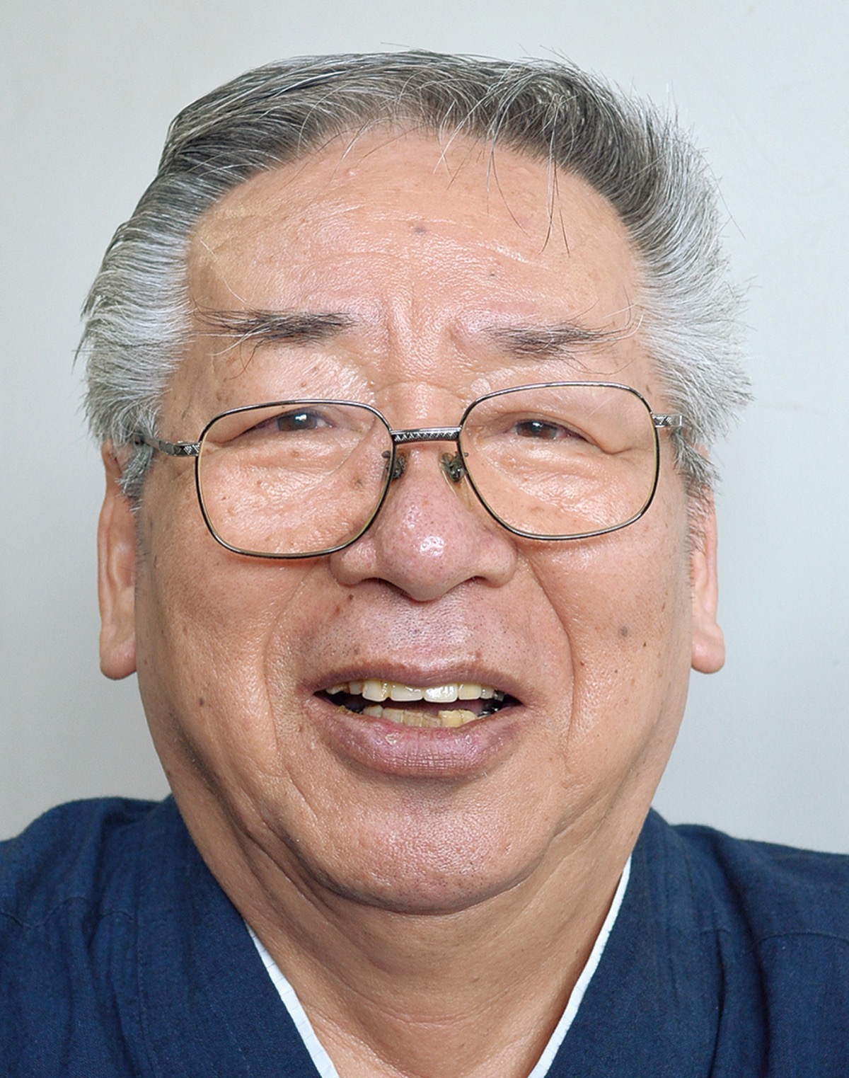 外山 玉風さん（本名：外山文夫） (写真1)