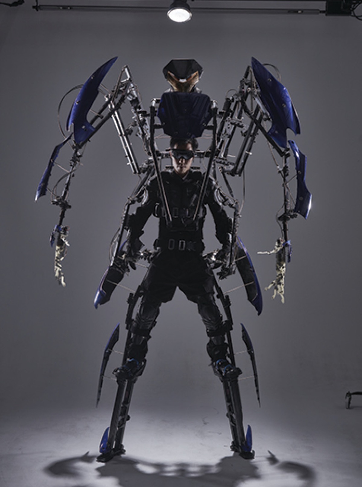 動作拡大型スーツ｢スケルトニクス｣