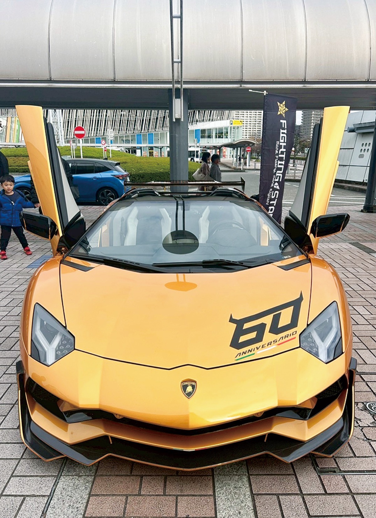 刷新マルシェ盛況