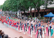 日本伝統の踊り競演