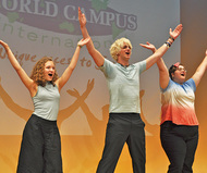 世界の文化にふれる