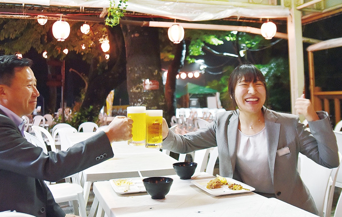 高尾山 ビアマウント始まる ３年ぶりフルオープン 多摩 タウンニュース