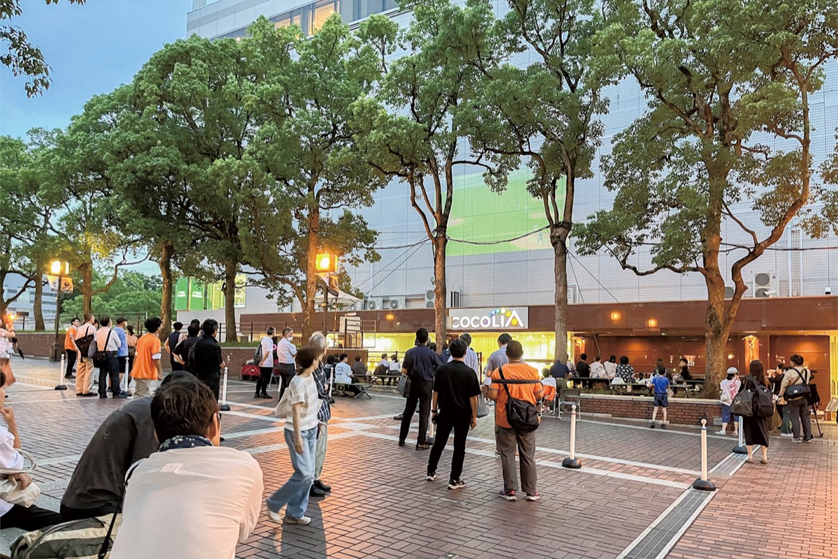 多摩センターで野球観戦