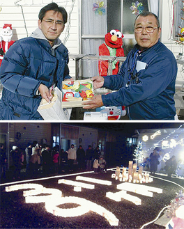松本自治会長に折紙を手渡す杉下さん（左上）