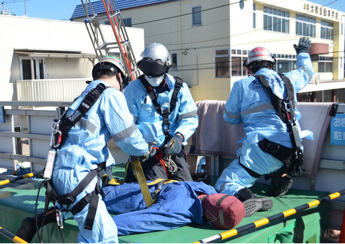 救出訓練の様子