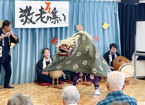 宮下太鼓連のステージの様子＝２日・深見南会館