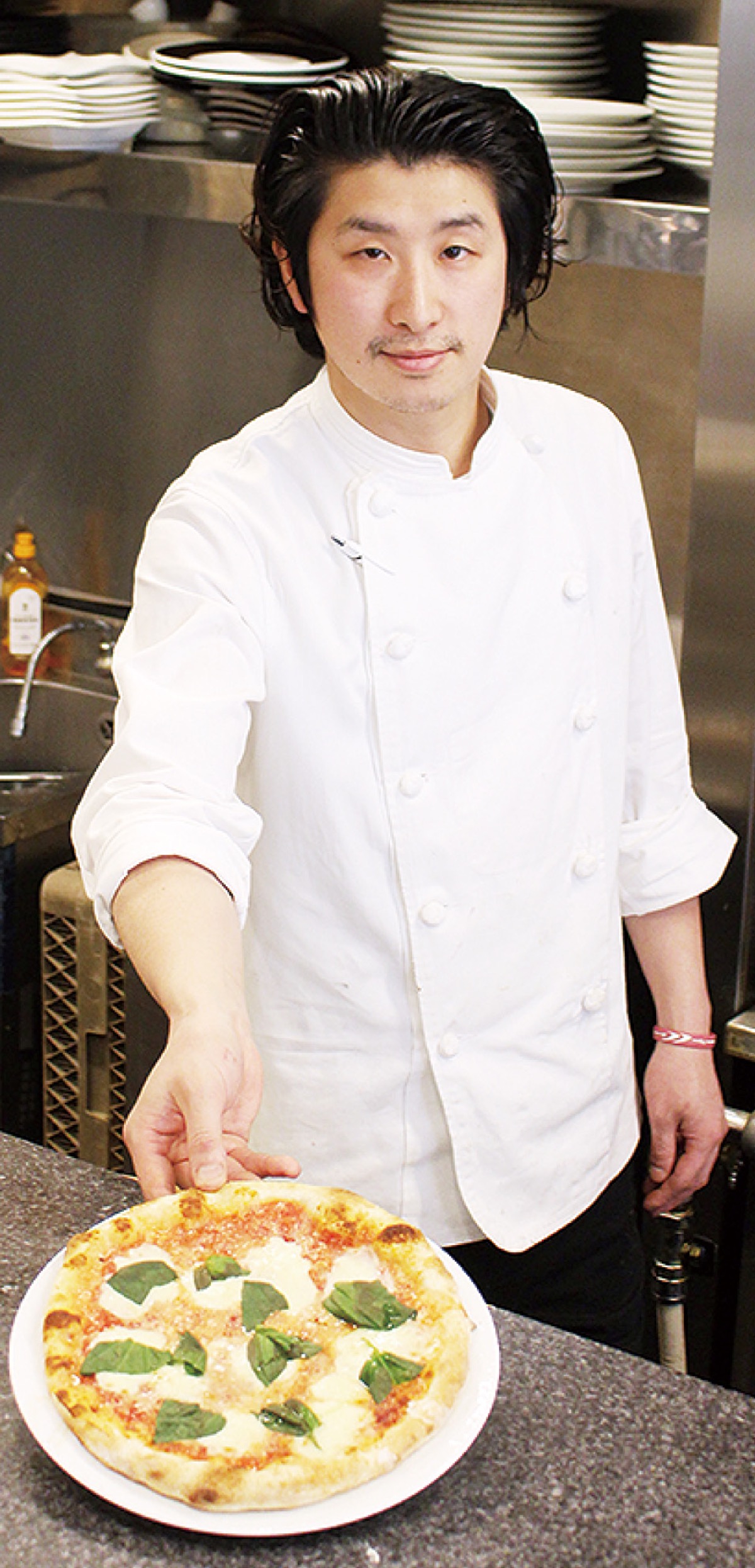 アンキーオは皿持参でピザを500円で提供