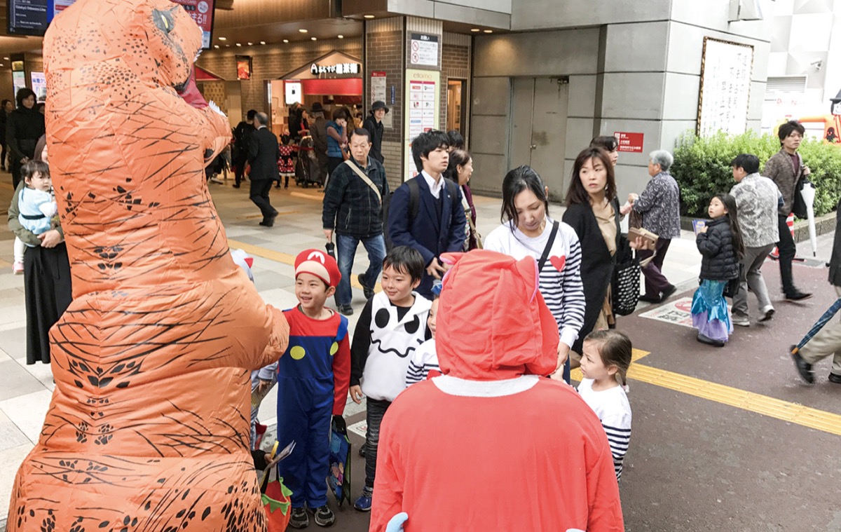 仮装でお菓子をゲット