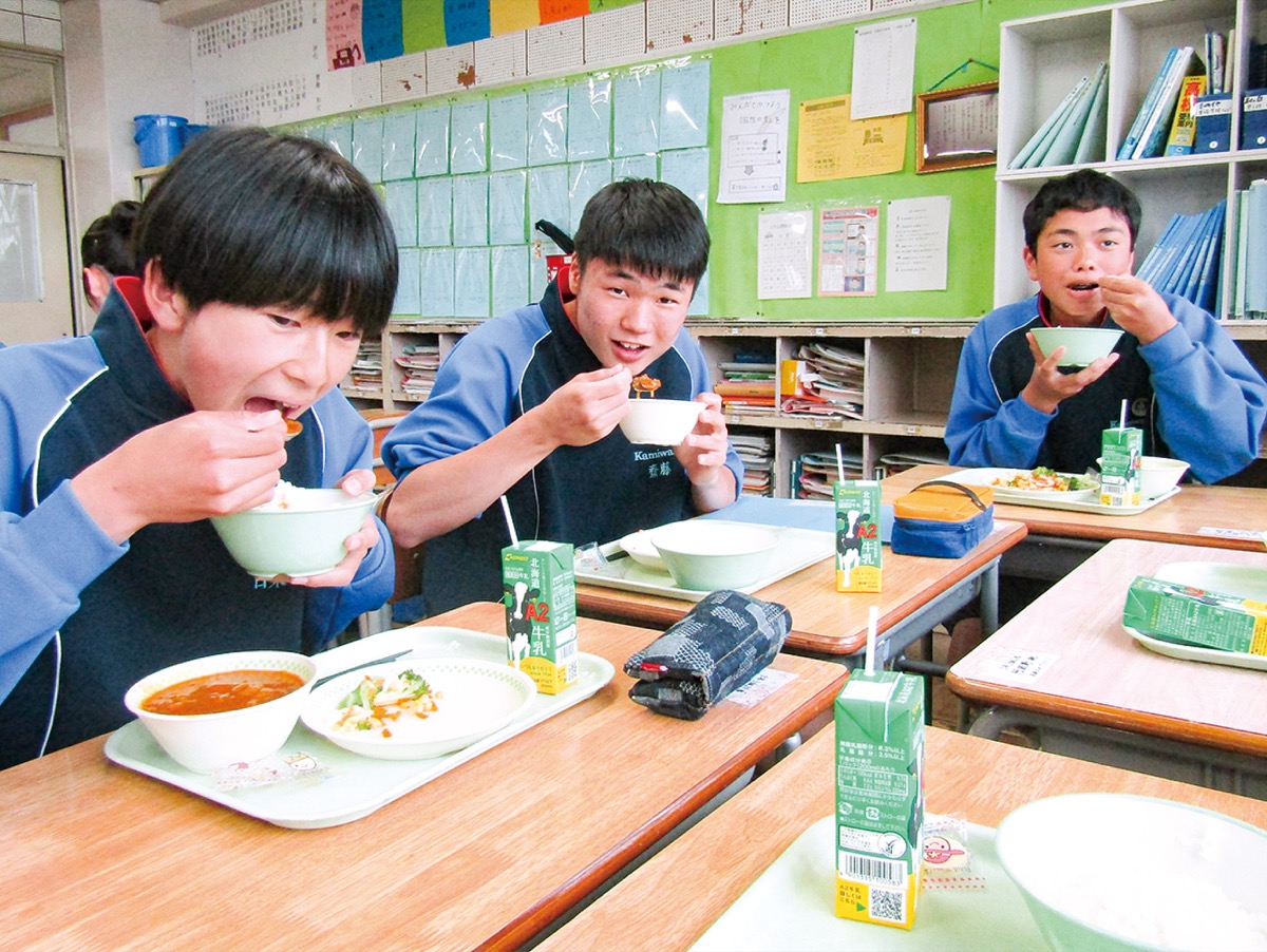 ハマの味が給食に