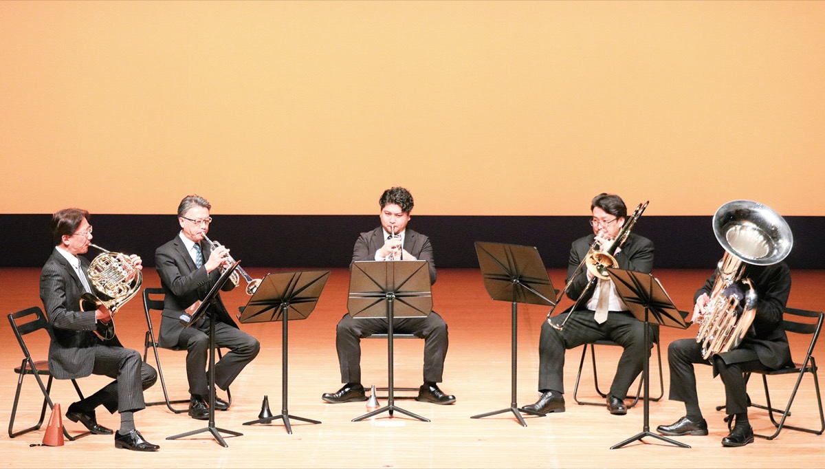 約２５００人訪れる