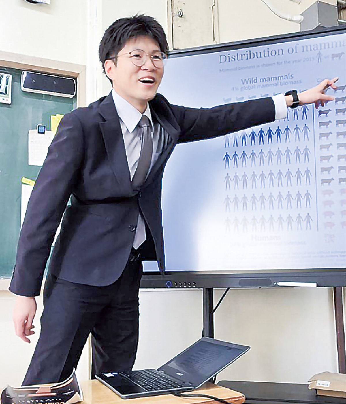 優秀教職員で表彰