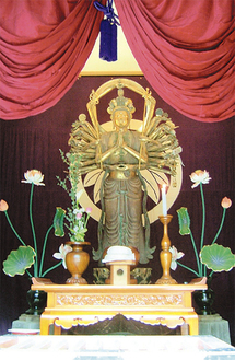 国重文　龍峰寺の千手観音立像