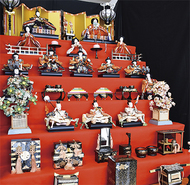 趣きある雛飾り