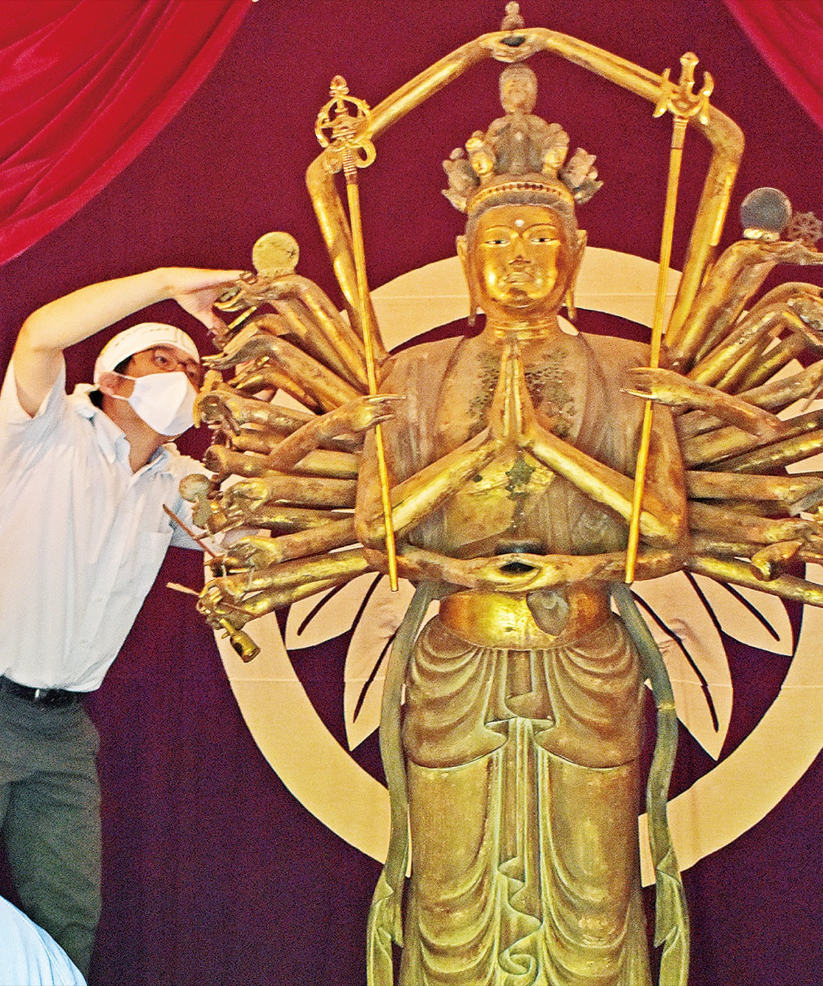 龍峰寺千手観音菩薩立像 国重文の仏像を輸送 県立歴史博物館で展示へ