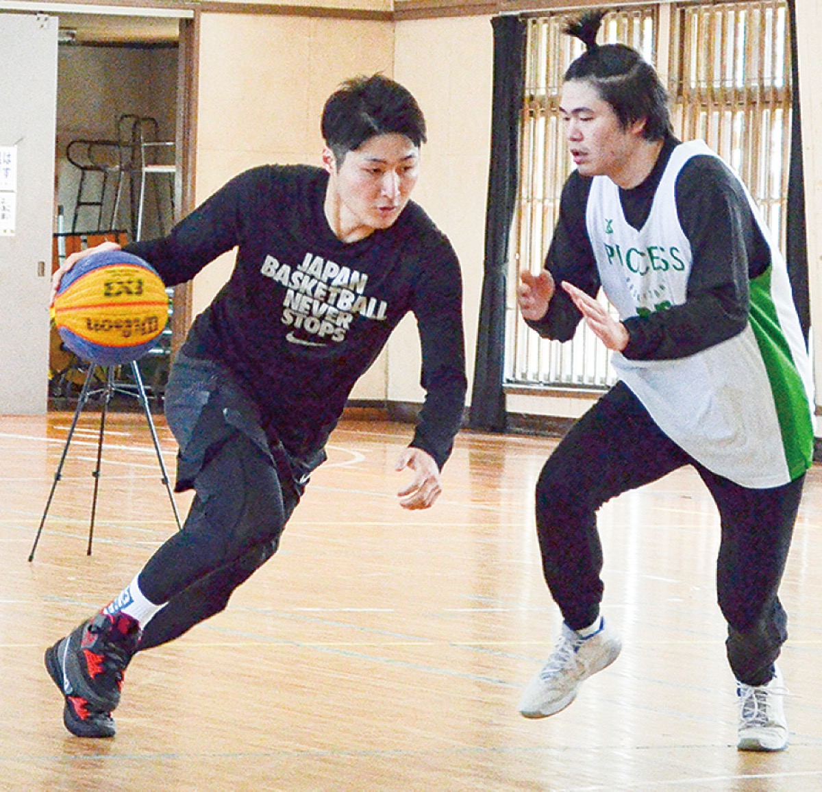 練習に励む神崎さん