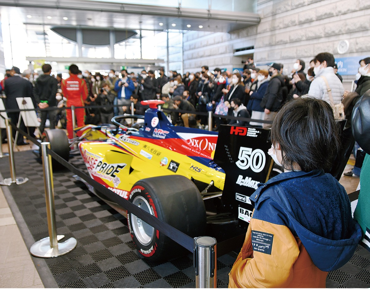 フォーミュラカー展示