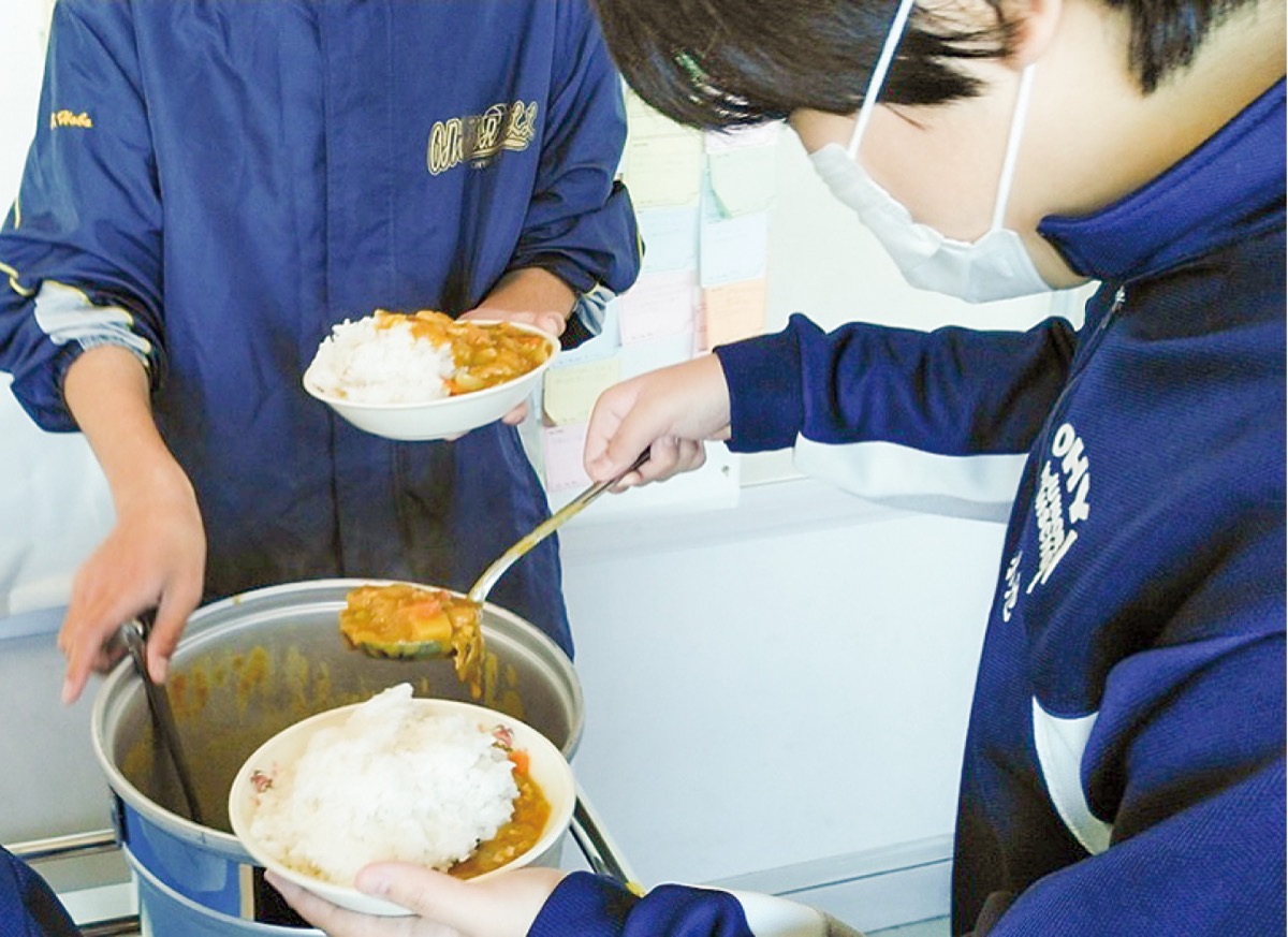 中学校給食