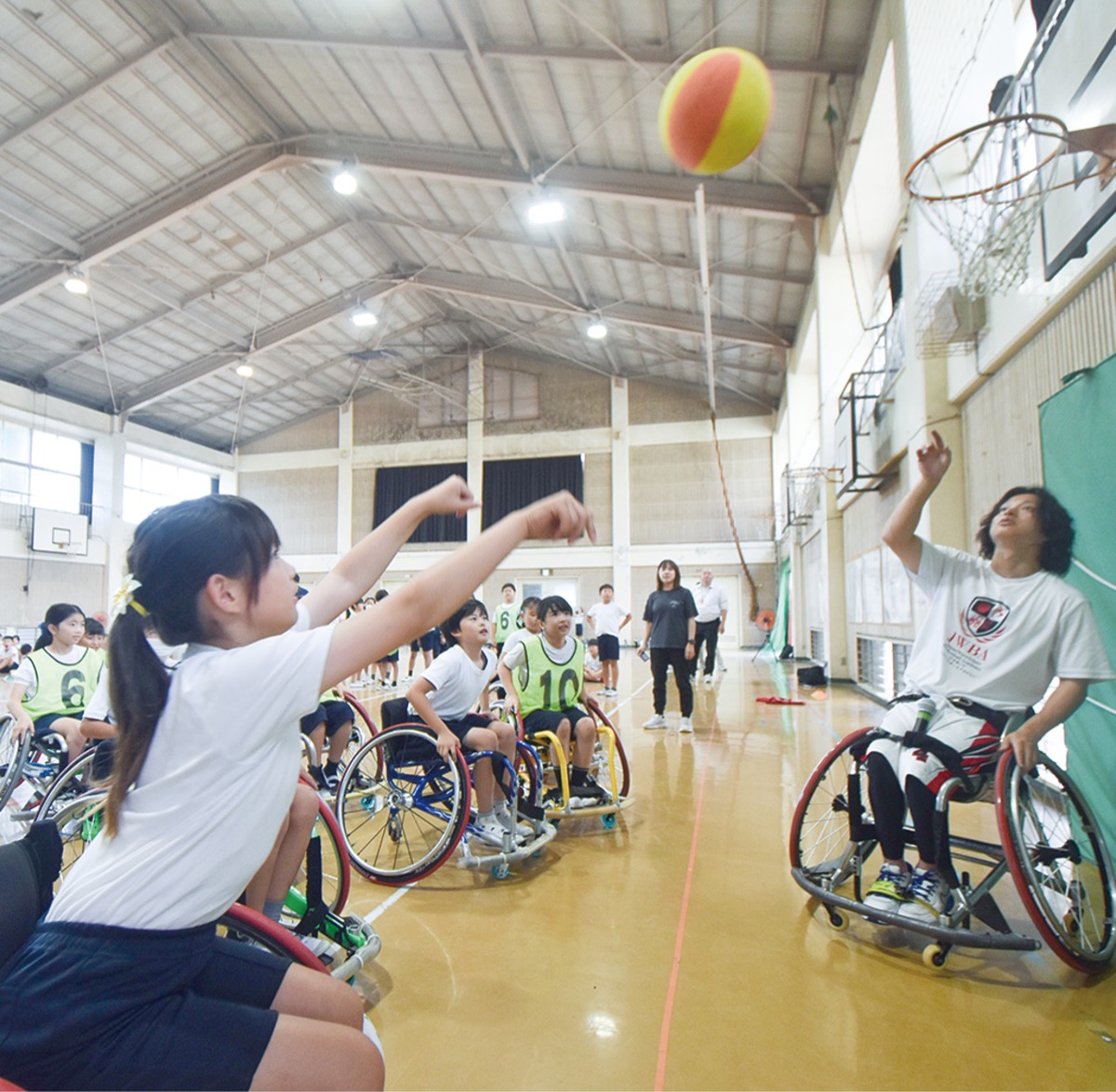 車いすでシュート連発