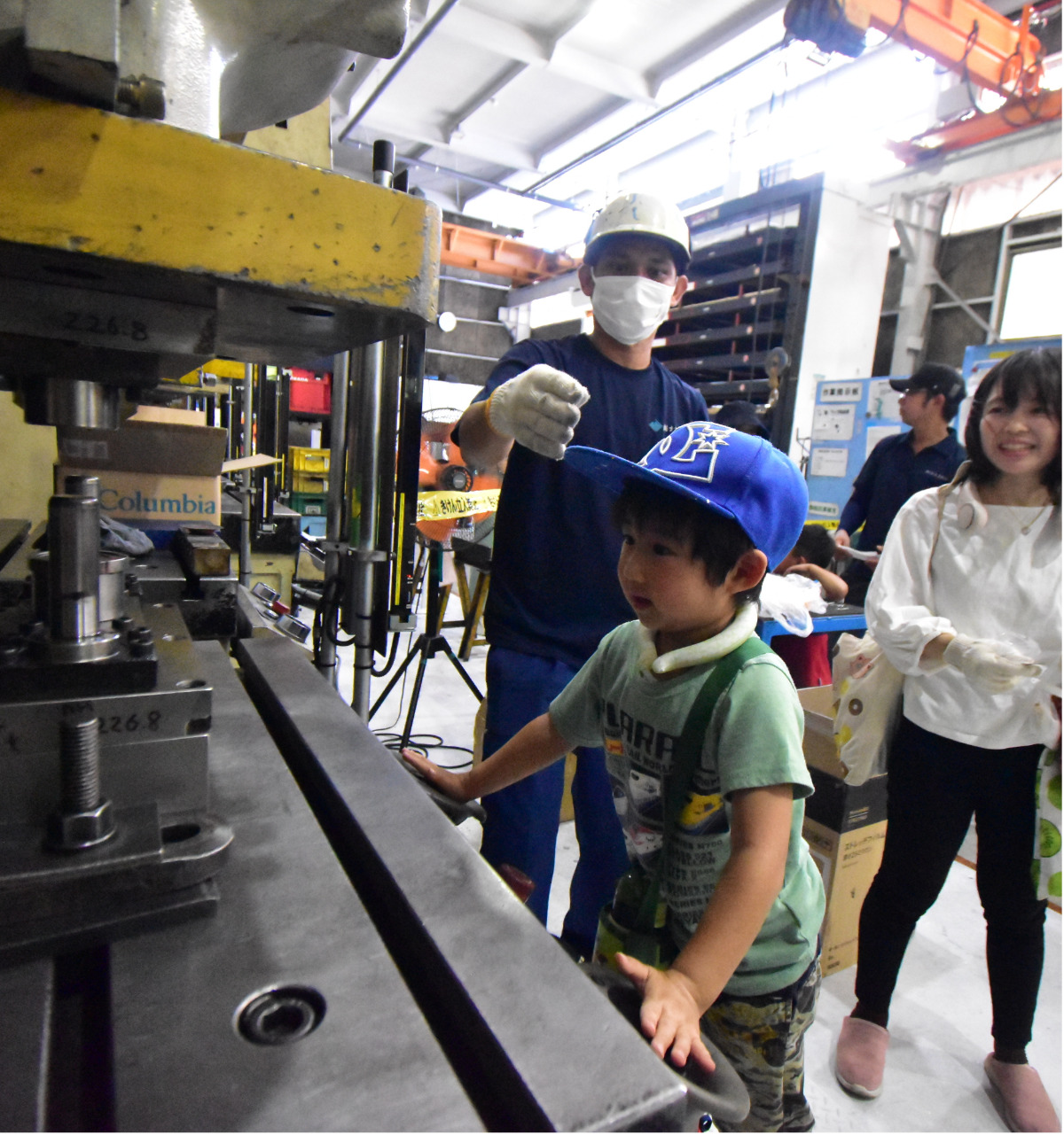 迫力の製造風景も公開