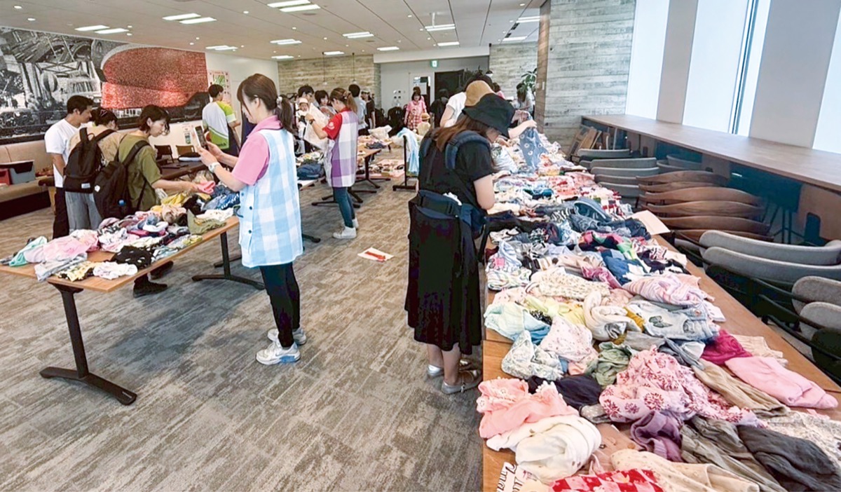 服交換で思い出つなぐ