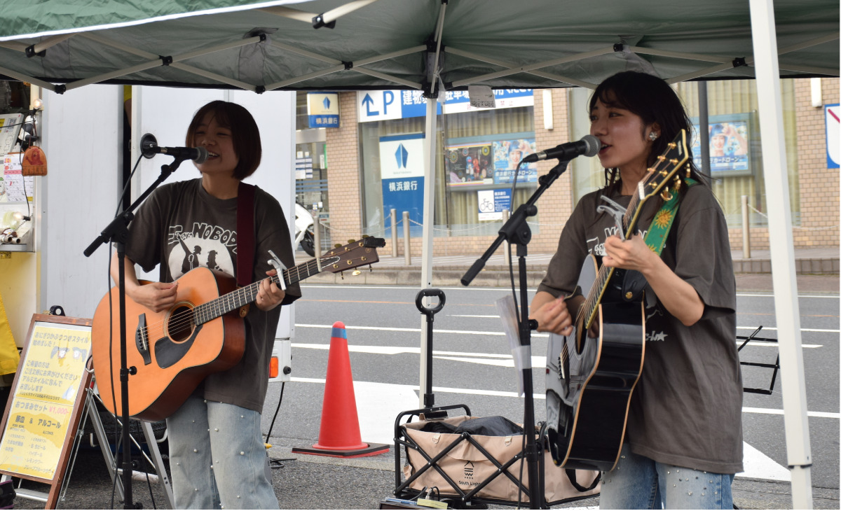 ミニライブを披露した「ぽっぷこーん☆」