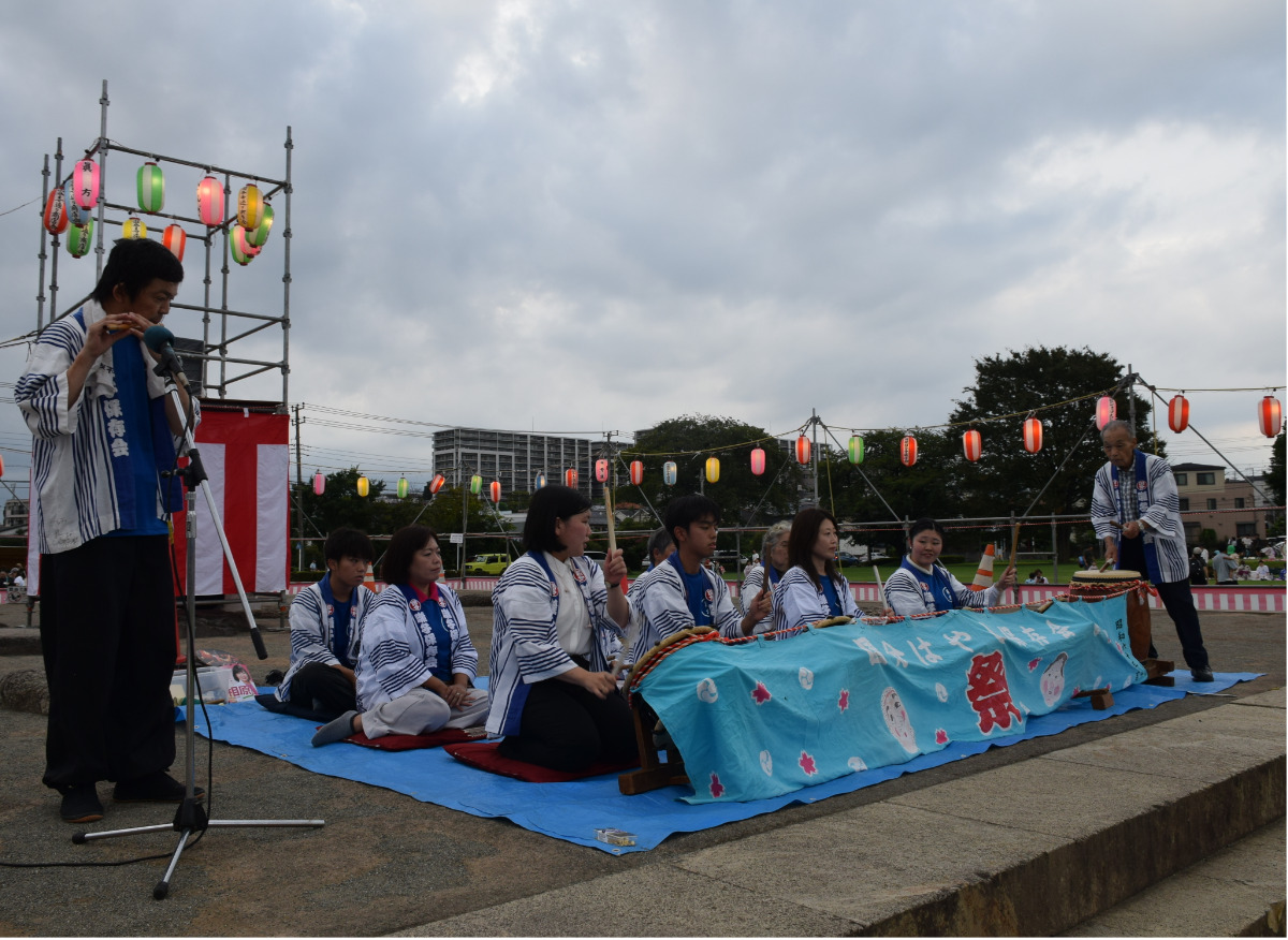 国分囃子保存会による演奏