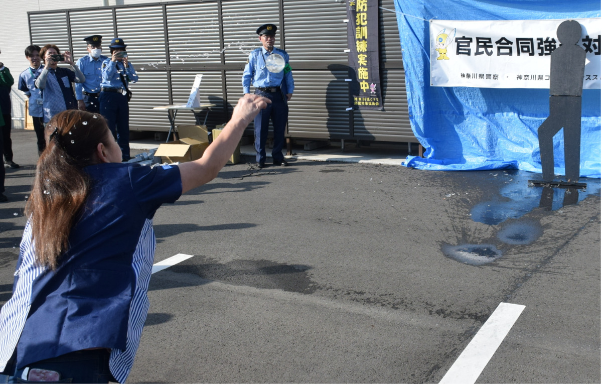 カラーボール投てき訓練
