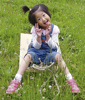 4歳頃の浜崎陽菜さん（家族提供写真）